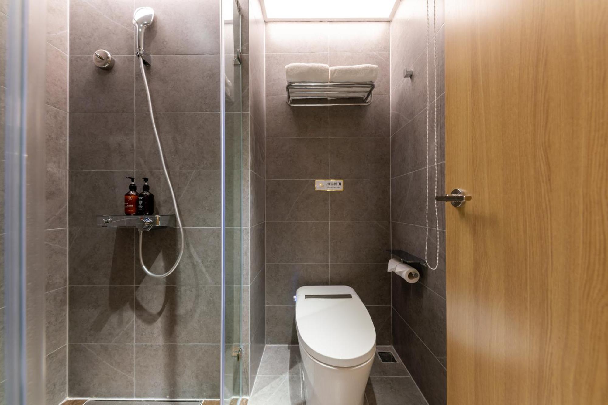 Hotel Jingfang Building Smart - Located In The Busiest Part Of The Downtown Area, Near Tiananmen Square And The Forbidden City,wangfujing Shopping Street ,newly Opened Hotel,provide Free Laundry Service,provide Tourism And Ticketing Services Pékin (Beijing)