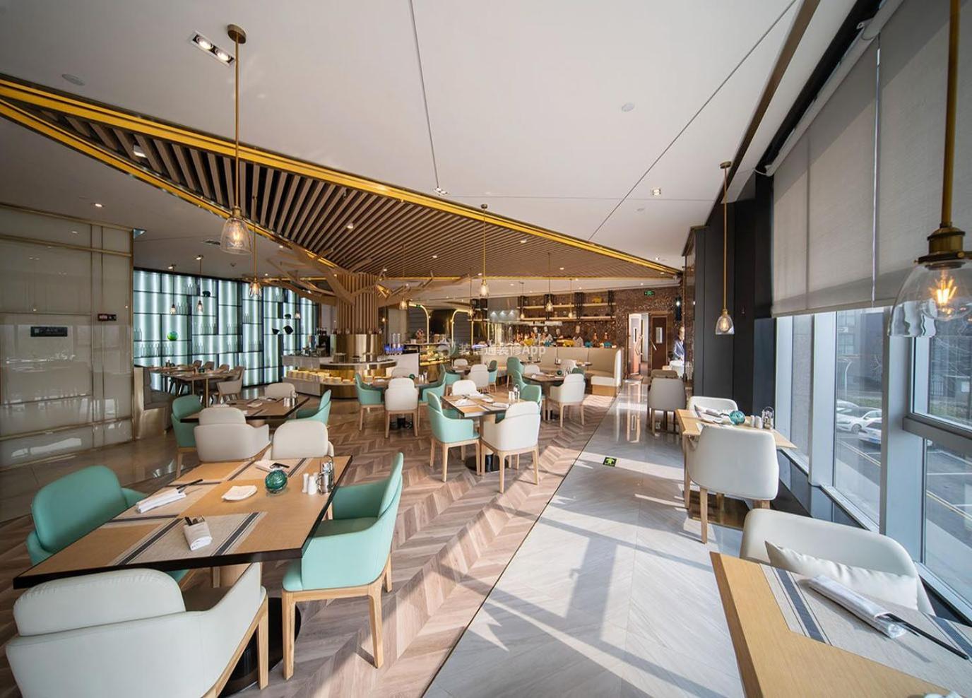 Jingfang Building Smart - Located In The Busiest Part Of The Downtown Area, Near Tiananmen Square And The Forbidden City,wangfujing Shopping Street ,newly Opened Hotel,provide Free Laundry Service,provide Tourism And Ticketing Services