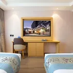 Jingfang Building Smart Hotel - Located In The Busiest Part Of The Downtown Area, Near Beijing Tiananmen Square And The Forbidden City,Wangfujing Shopping Street ,Newly Opened Hotel,Provide Free Laundry Service,Provide Tourism And Ticketing Services